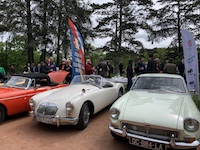 Discutions autour dun verre imagette